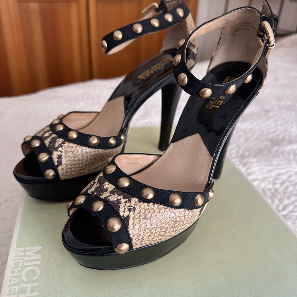 MICHAEL Michael Kors Black and Cream Studded Heels